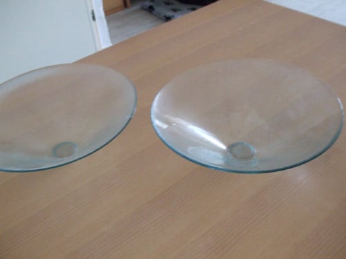 Te koop goede glazen schalen.(z.g.a.n.).
