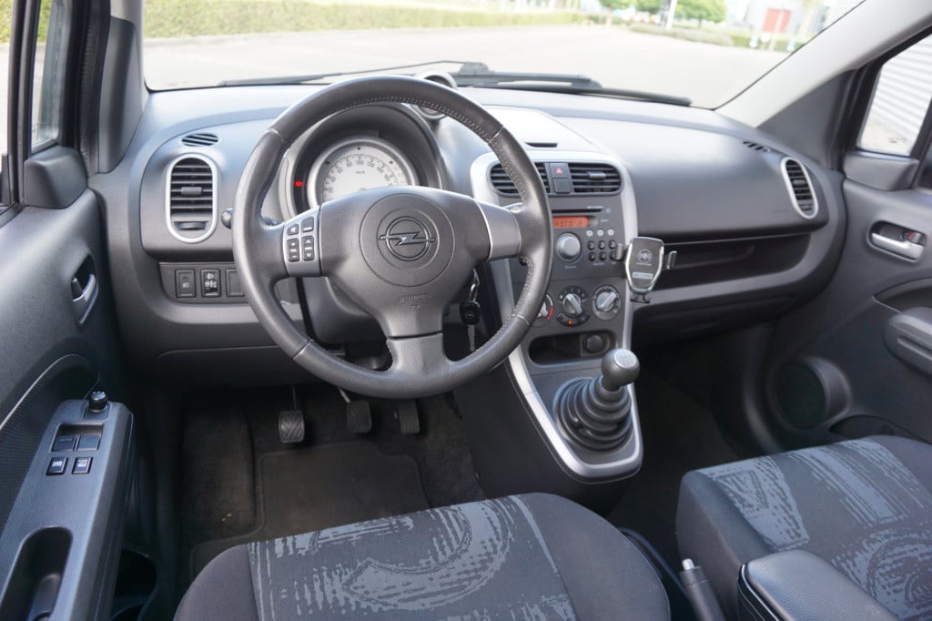 Opel Agila 1.0 edition airco / elektr. ramen / lm velgen / nap