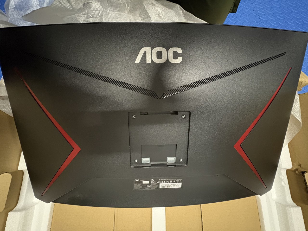 AOC Monitor 31,5 Inc