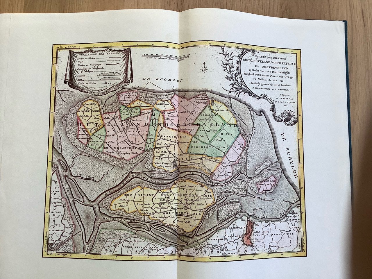 Atlas van Zeeland. Facsimile 1975. Naar stuatie 174-1752. Hattinga