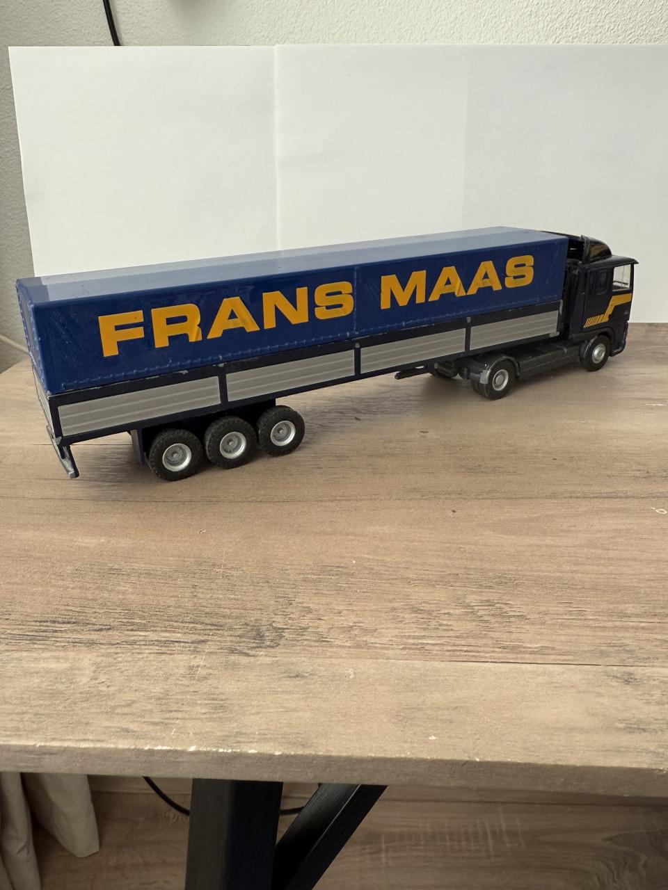 Daf 95xf Frans Maas Lion Car 3 assige huiftrailer