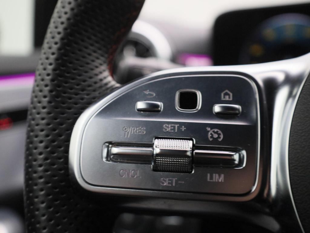 Mercedes-Benz A-Klasse 180 business solution amg | automaat | navigatie | s