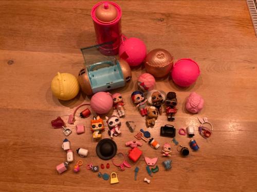 Pakket LOL Surprise met popjes, huisdieren, baby en accessoires