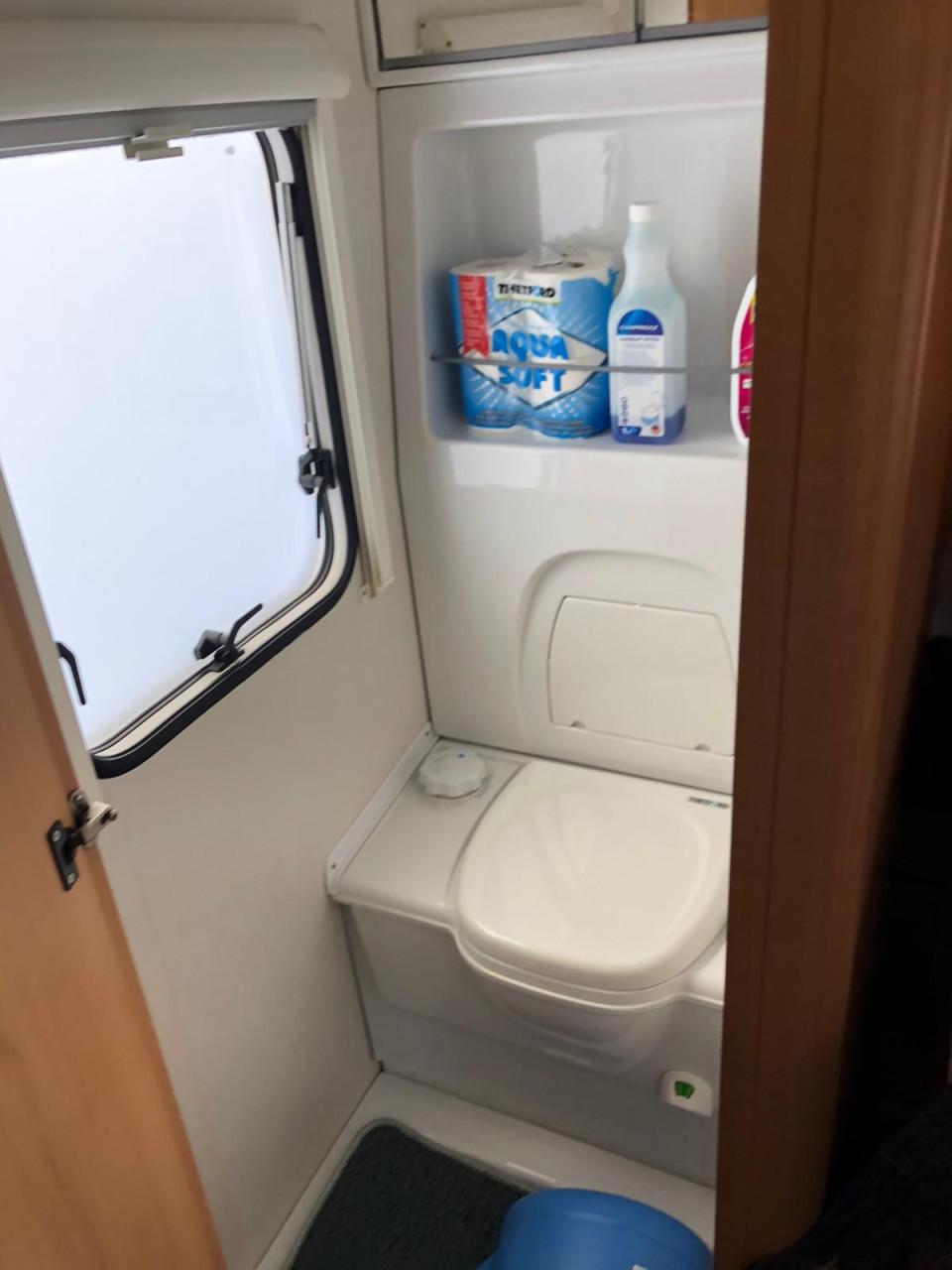 Homecar spirit 45 racer met zakluifel