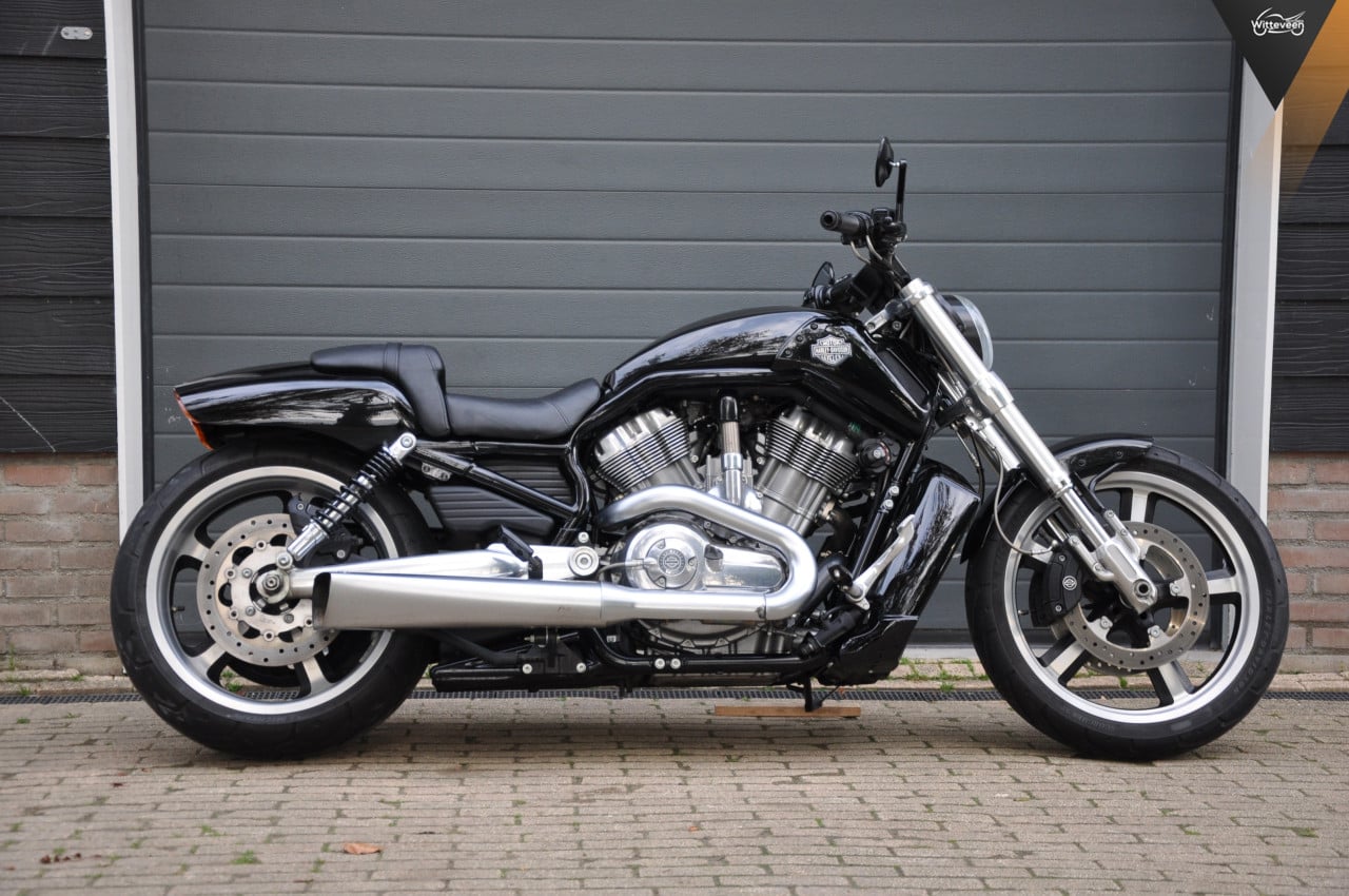 Harley Davidson VRSCF V-ROD MUSCLE 5HD 10800 kilometers!