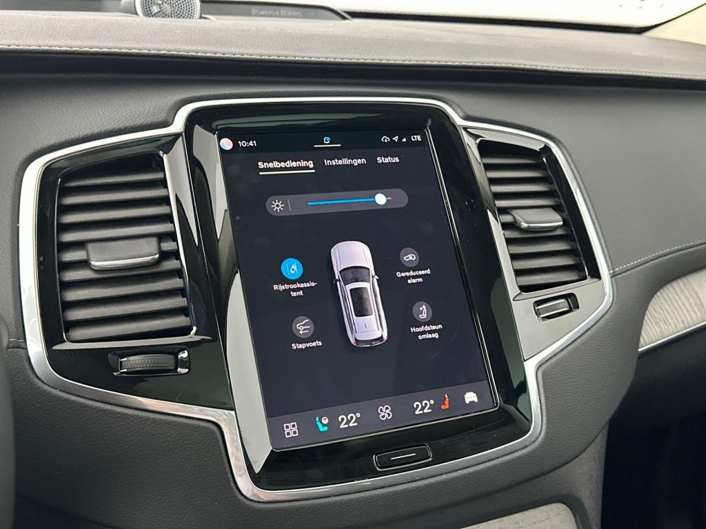 Volvo XC90 t8 455pk recharge ultra dark| full options!! b&w | luchtvering