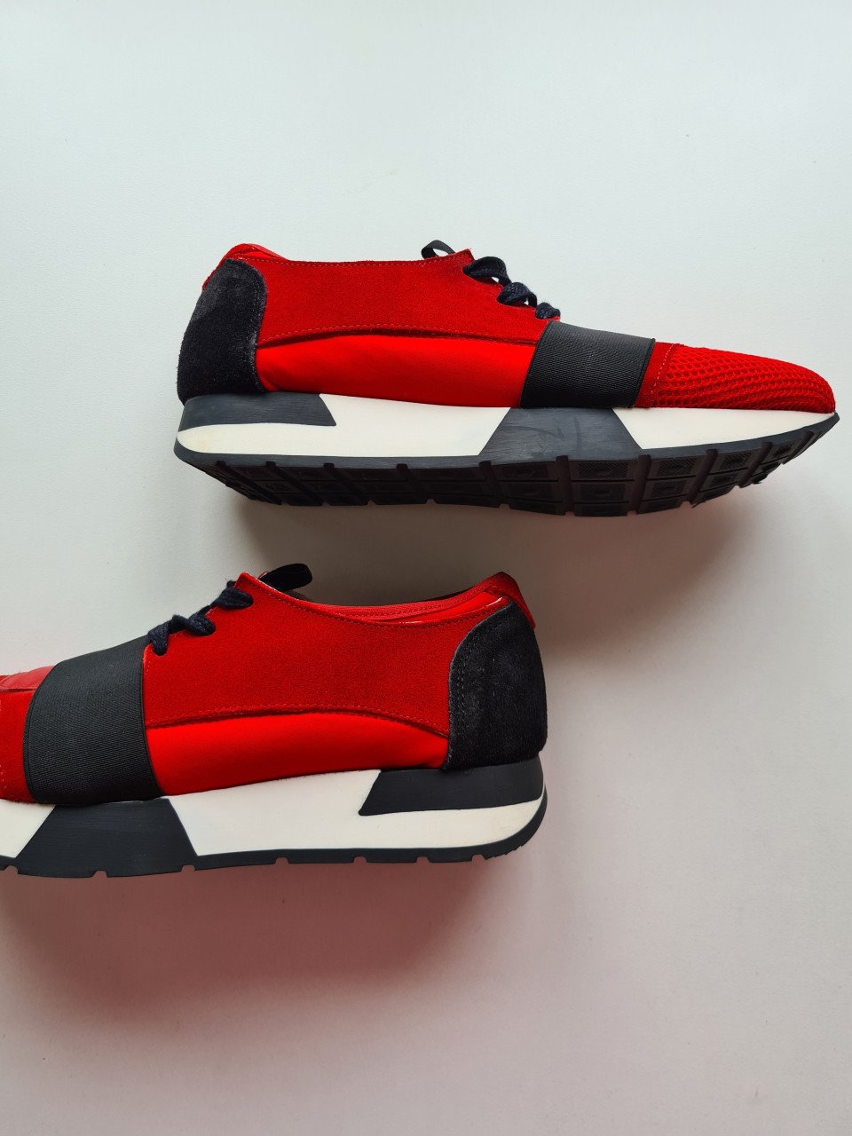 Nieuwe zwart , rode leren sneackers van Verton  Maat 40