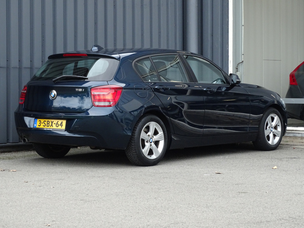 BMW 1 Serie 116i ede business | navi  bi-xenon | bluetooth