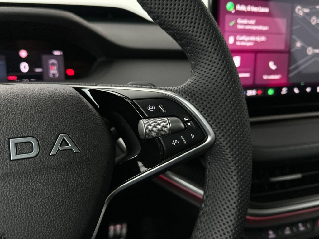 Skoda Enyaq Iv sportline elektromotor 210 kw / 286 pk suv elektri