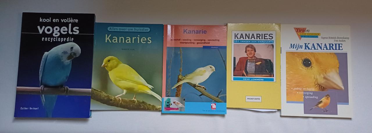 Boeken over kanaries en volière-vogels