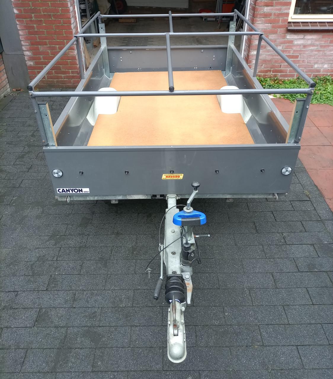 Aanhanger met afdekzeil