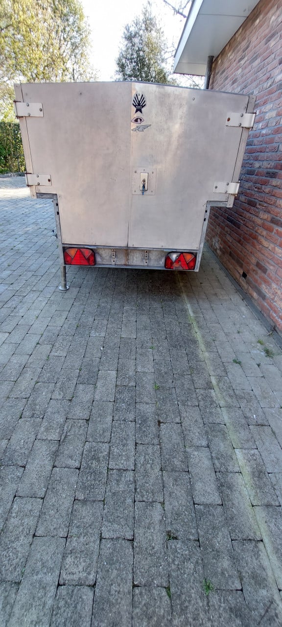 Aanhangwagen Surfkar