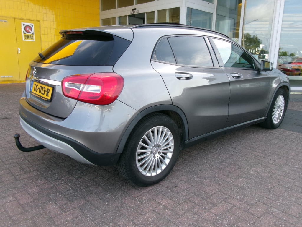 Mercedes-Benz Gla-klasse 200 automaat, cruise.contr., panoramadak, leer