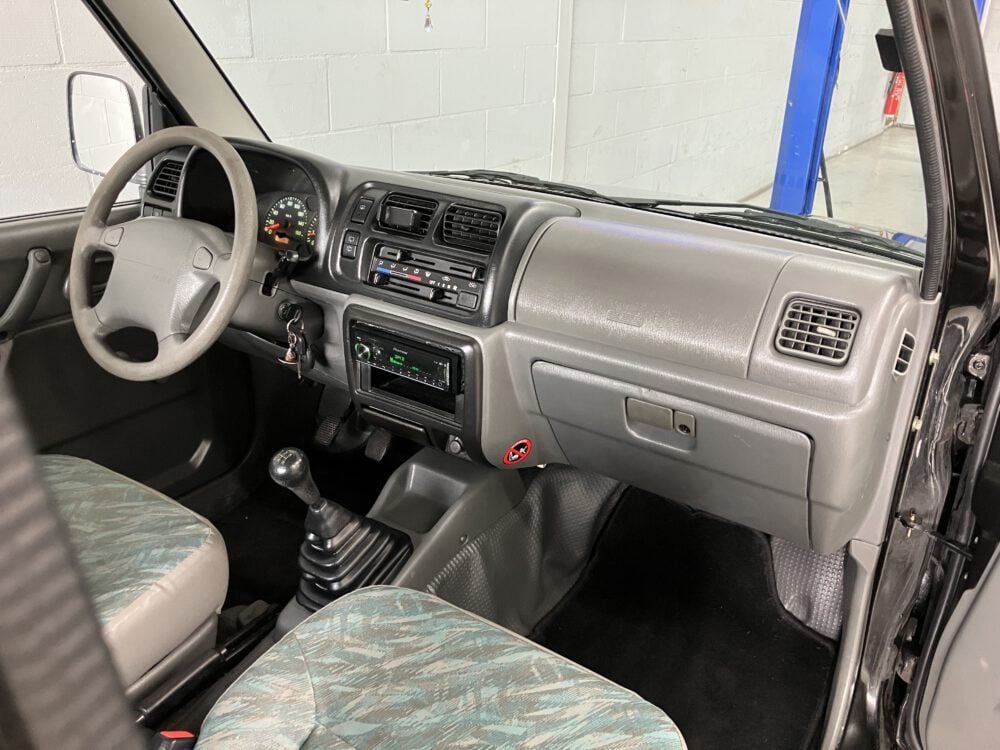 Suzuki Jimny 1.3 JX 2WD