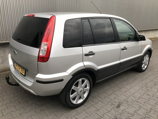 Ford Fusion 1.6 16v crossroad | trekhaak | airco | nap etc.