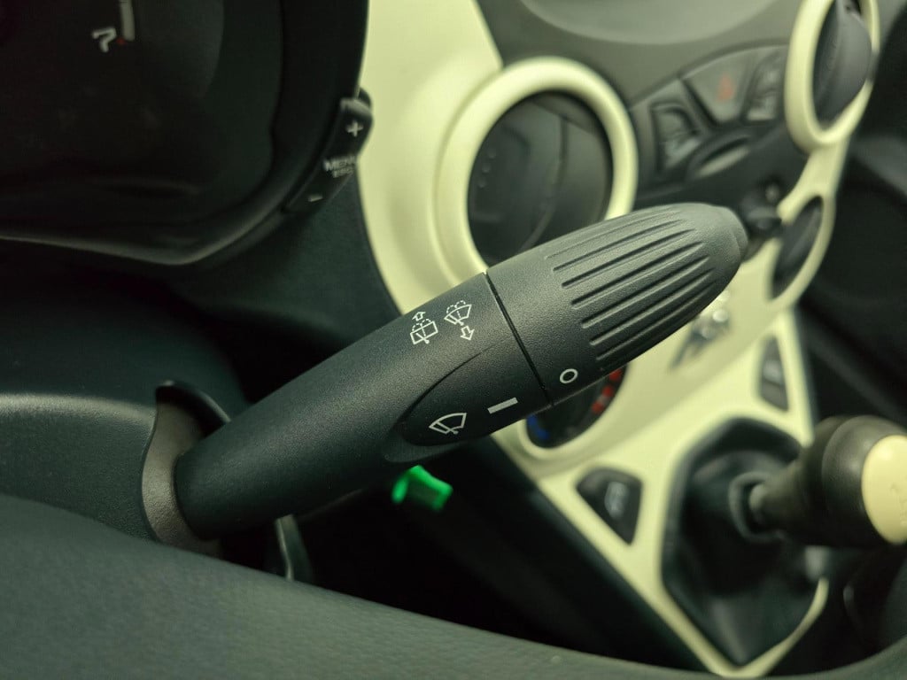 Ford KA occasion 1.2 style start/stop met airco | leuke uitvoering | tweede