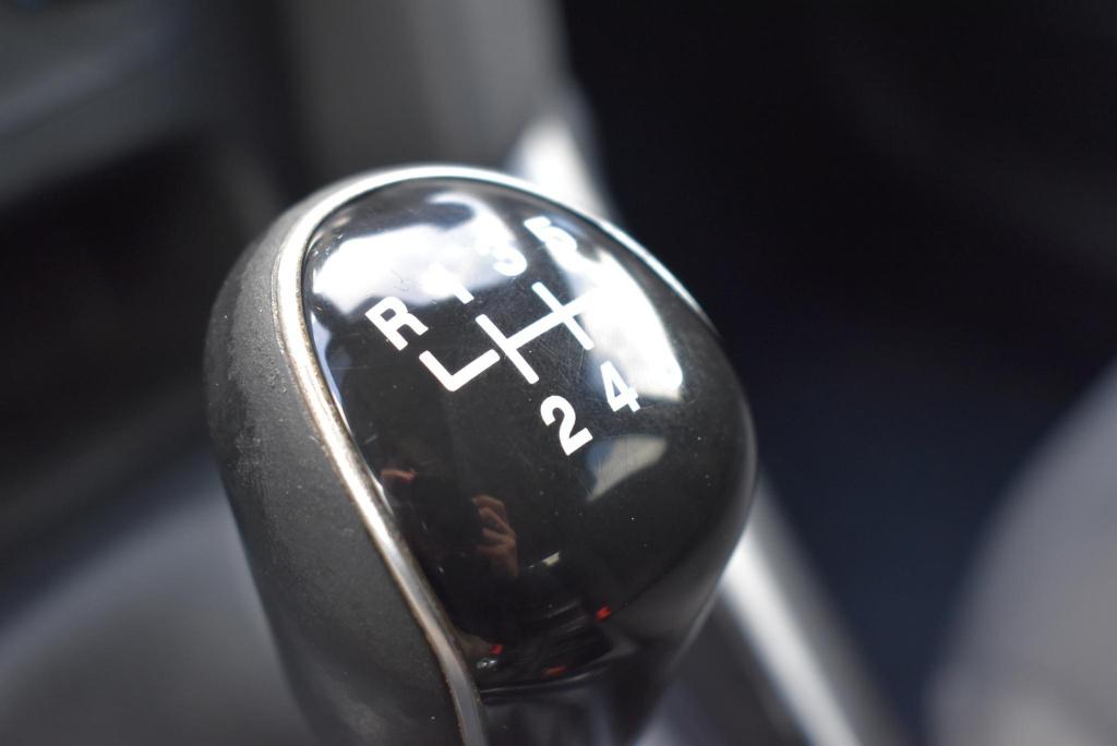 Ford Focus wagon 1.0 titanium edition | wegklapbare trekhaak | climate cont