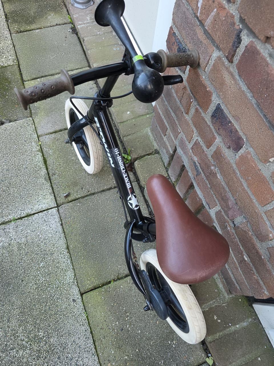 BTWIN-Loopfietsje met handrem achter-goed werkend