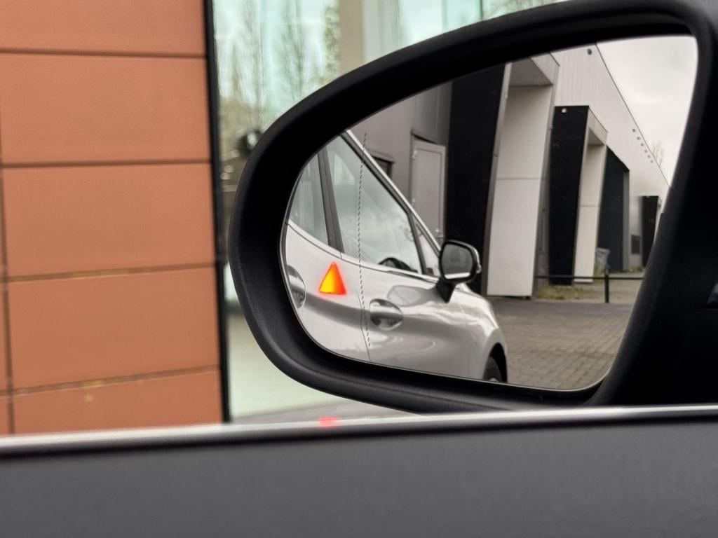 Mercedes-Benz Cla shooting brake 250 e luxury line soh 97% rijassistentiepa