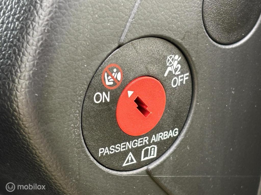 Suzuki Swift 1.4 sport smart hybrid