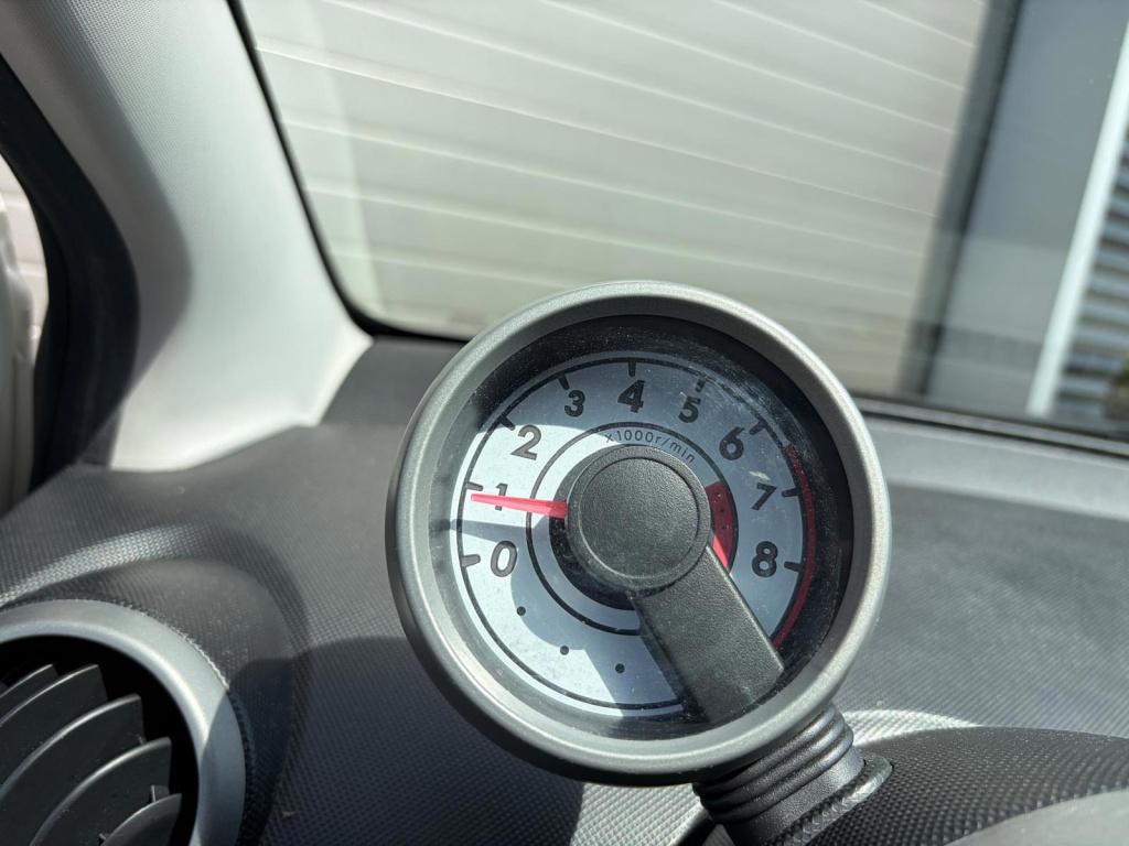 Peugeot 107 1.0-12v xs/80.000 nap/airco/2e eigenaar/leuke auto/