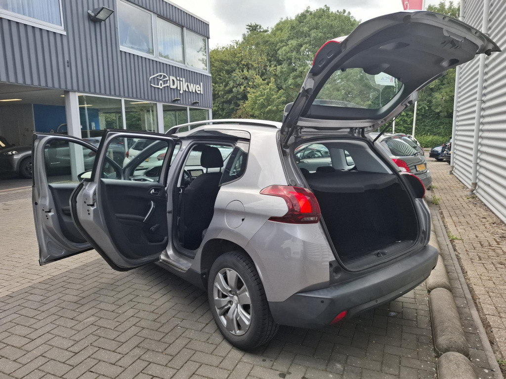 Peugeot 2008 suv 110 blue lion navi/lmv/park