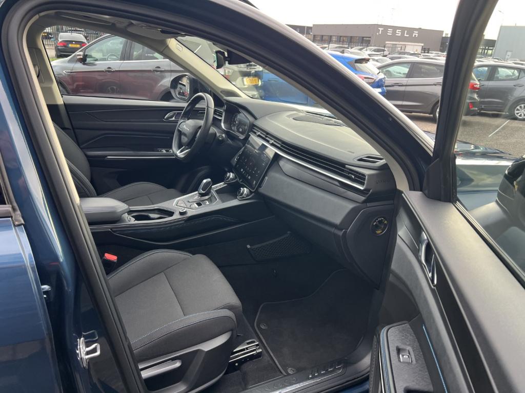 Lynk & Co 01 1.5 261pk phev plug inn hybrid , pano dak,360gr camera , car p