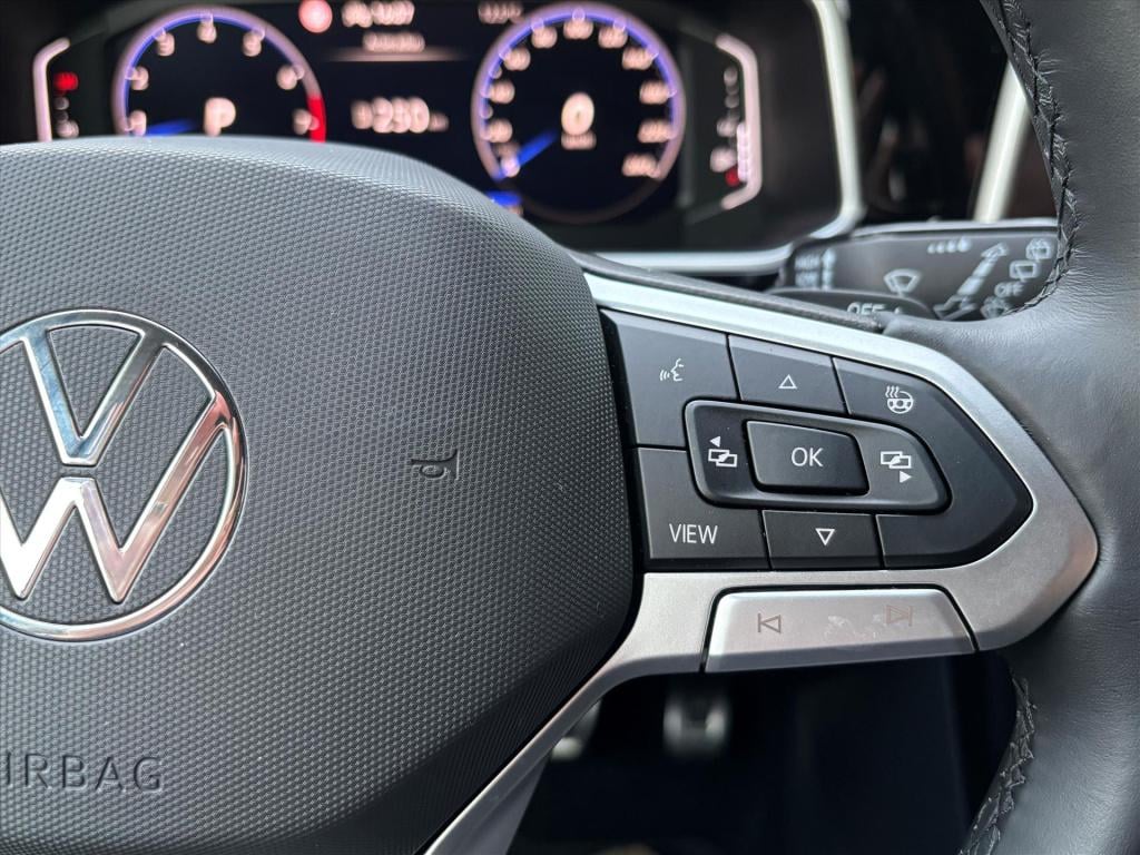 Volkswagen T-roc 1.5 tsi 150pk 7-dsg r-line|camera| dodehoek|carplay|led| r