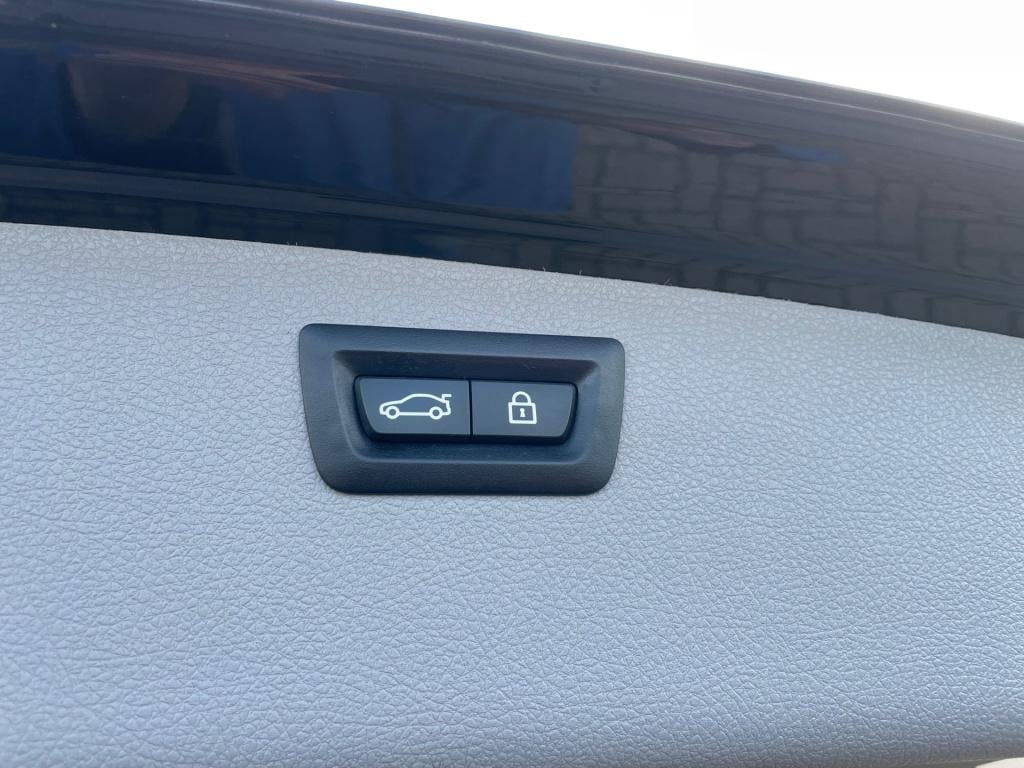 BMW 3-serie touring 318i luxury edition