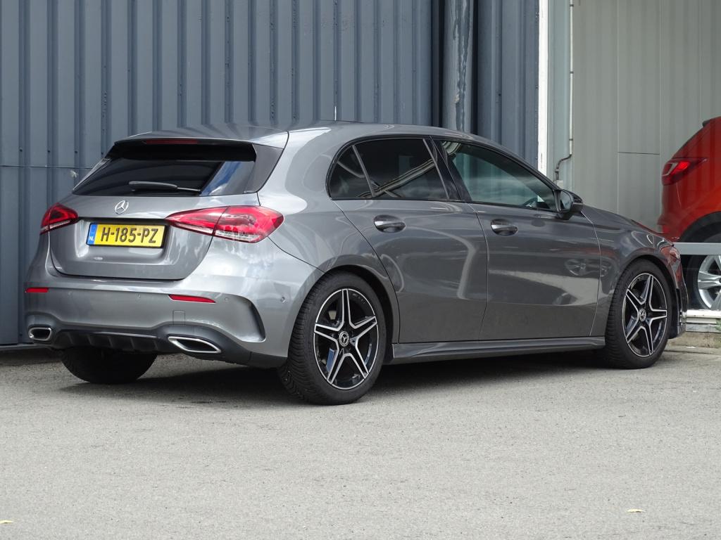 Mercedes-Benz A-Klasse 180 business solution amg | pano | widescreen