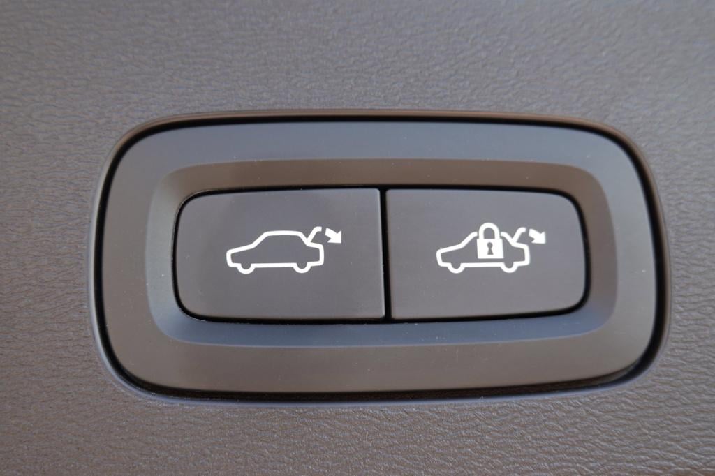 Volvo V60 2.0 t6 recharge awd business pro