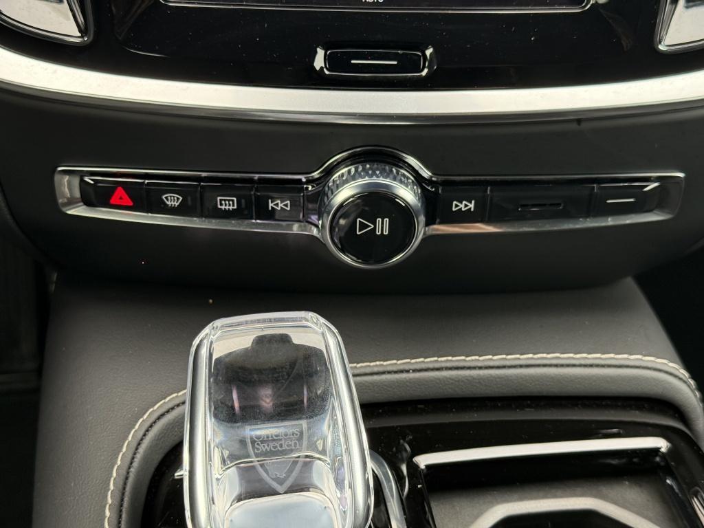 Volvo V60 t6 398pk recharge plus dark| adap.cruise| 360camera| trekaak