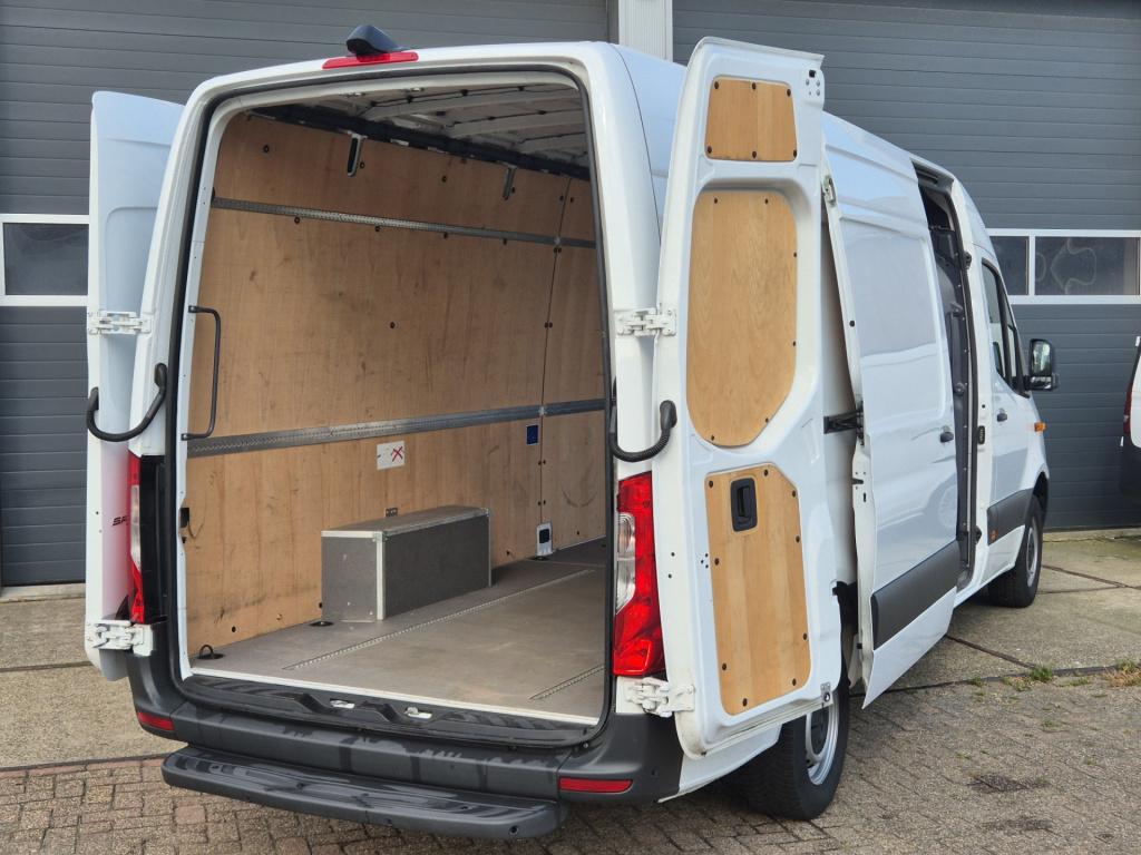 Mercedes-Benz Sprinter 317 1.9 cdi l3h2 rwd functional