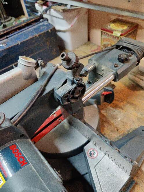 Bosch afkortzaag GMC 10 S professional