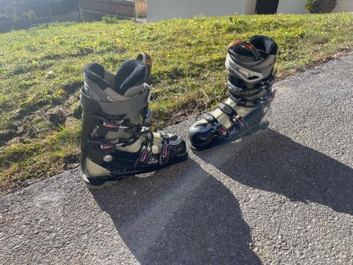 Dames ski schoenen Salomon maat 27 (schoenmaat 41)