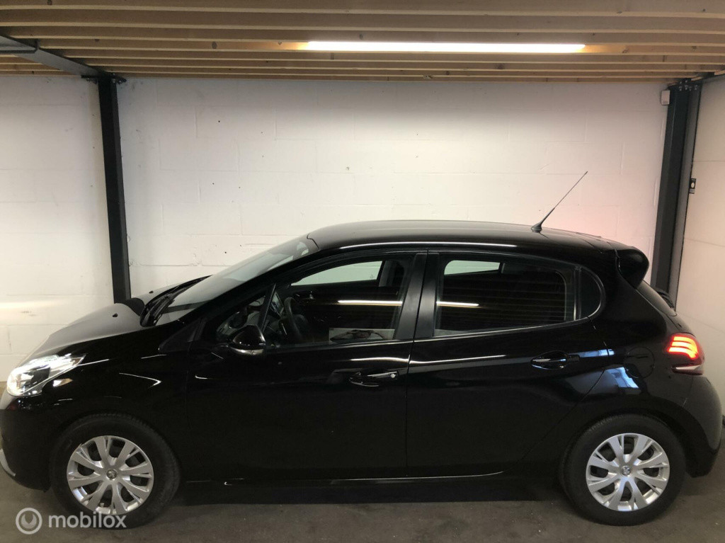 Peugeot 208 1.2 puretech active