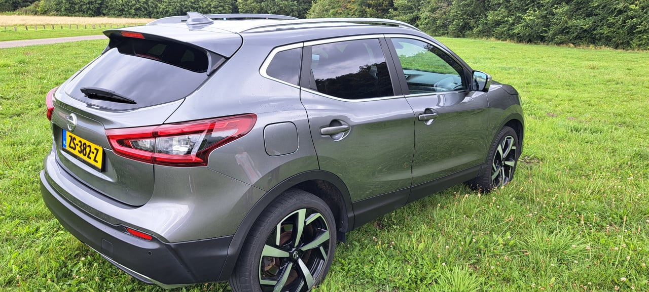 Nissan Qashqai Tekna +
