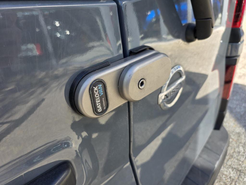 Nissan Nv300 2.0 dci 145 l2h1 acenta dubbelcabine, 6-persoons!