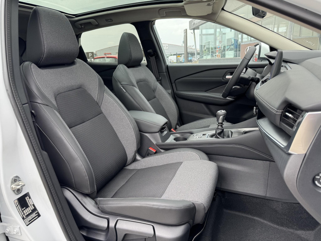 Nissan Qashqai 1.3 mhev n-connecta panoramadak + cold pack