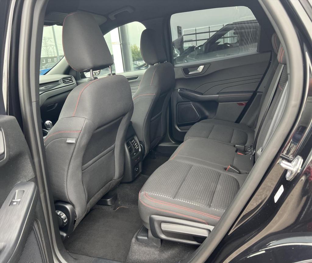 Ford Kuga 1.5 ecoboost 150pk st-line winterpack , carplay