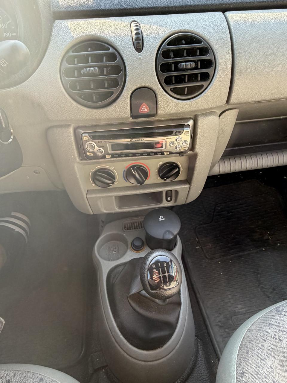 Renault Kangoo Express 1.5 dCi Confort Bouwjaar 2004 NAP ! ! !