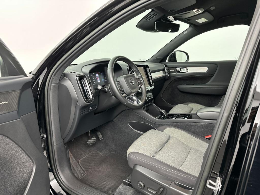 Volvo XC40 t5 262pk recharge r-design| camera| keyless| dab+