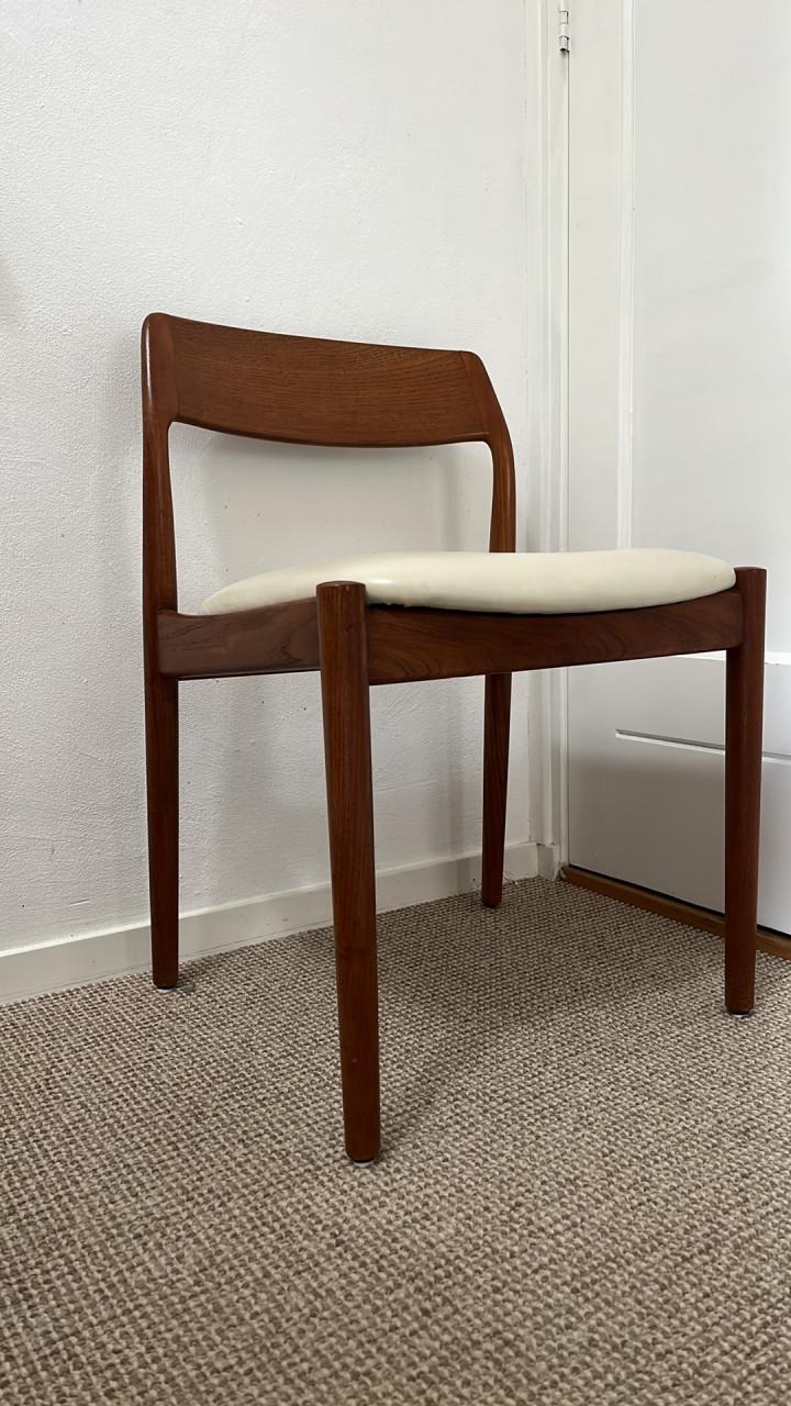 Retro vintage jaren 60 teak stoel