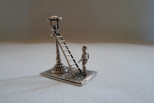 Zilver Miniatuur Man Trap Lantaarnpaal