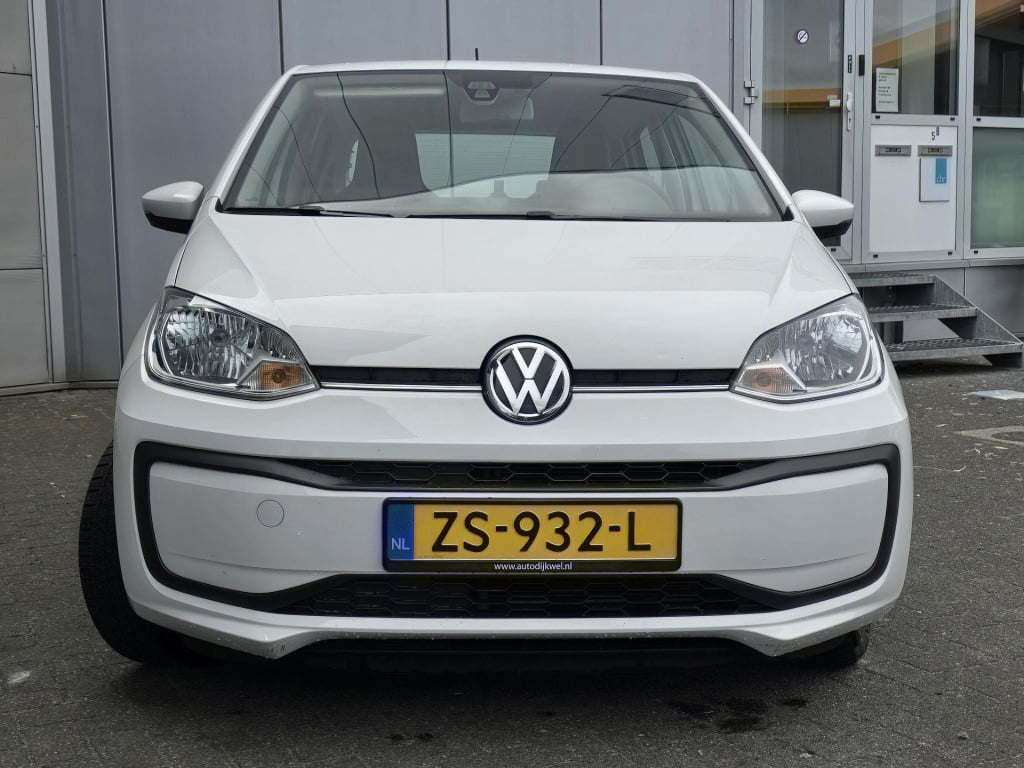 Volkswagen UP! 1.0 bmt move up! executive