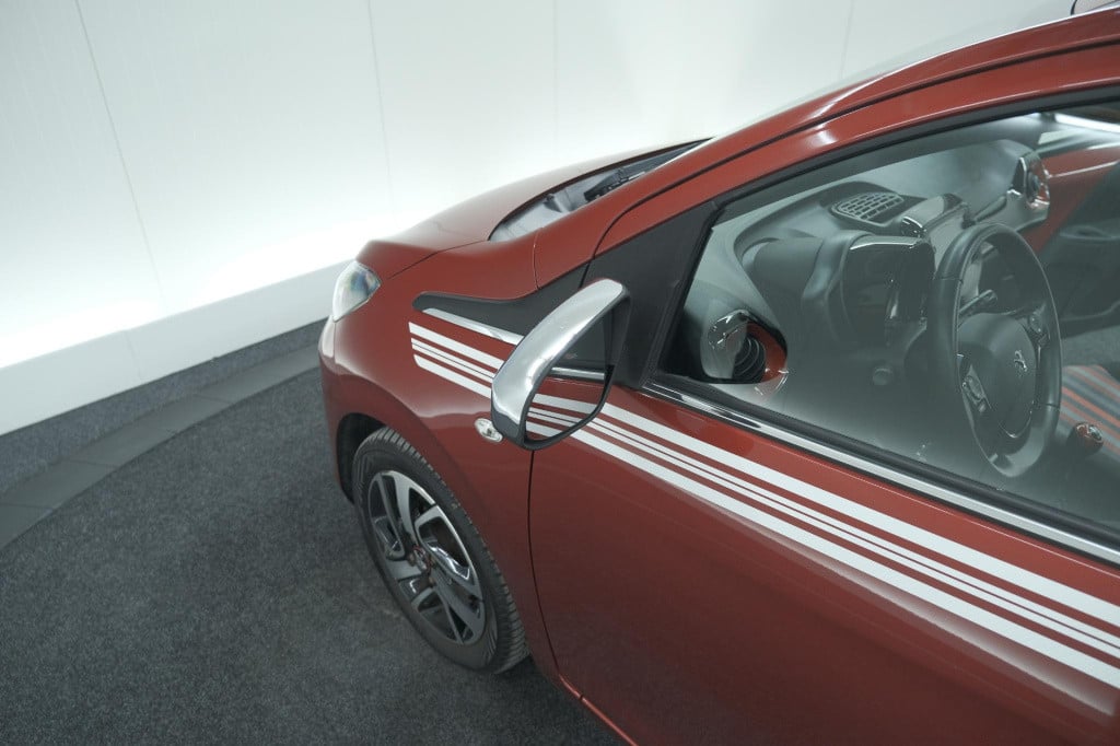Peugeot 108 1.0 e-vti allure top! | elektrisch vouwdak | trekhaak | camera 