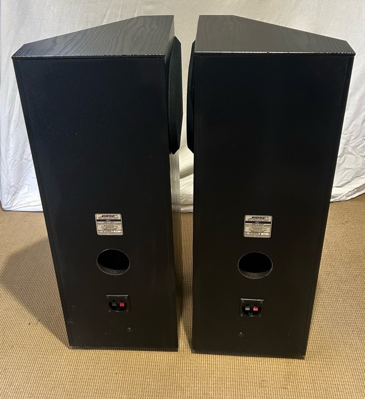 Bose 401® Direct/Reflecting Speakers