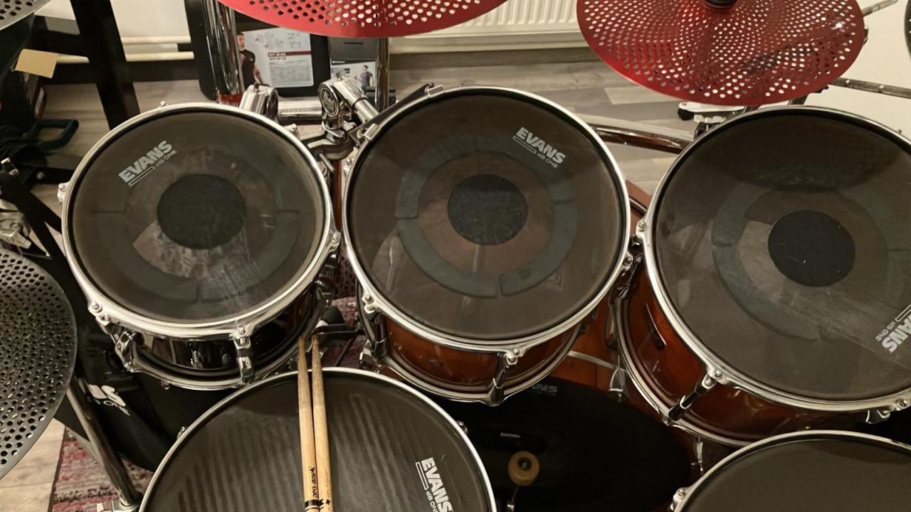 Drumstel te koop