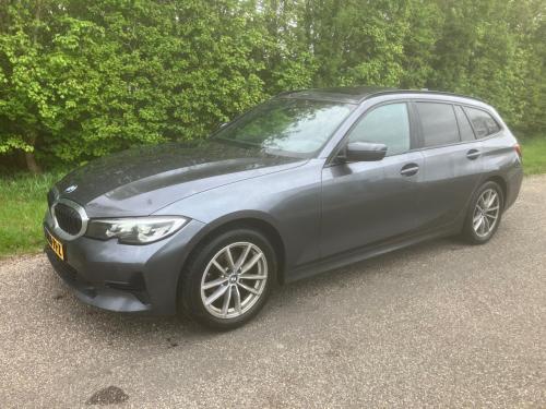 BMW 318i High Executive Automaat