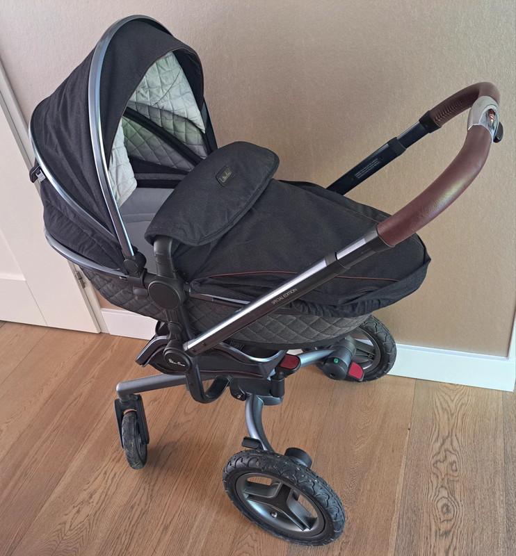 TE KOOP: Silver Cross Surf 2 Henley Edition.